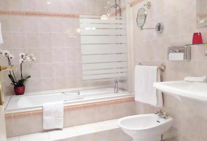 デラックスルーム, Manoir De Kertalg