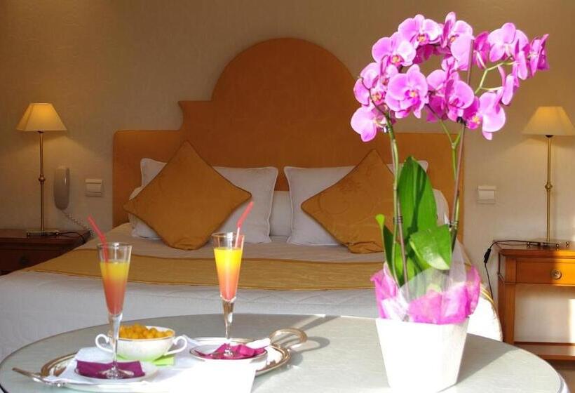 듀플렉스 스위트, Manoir De Kertalg