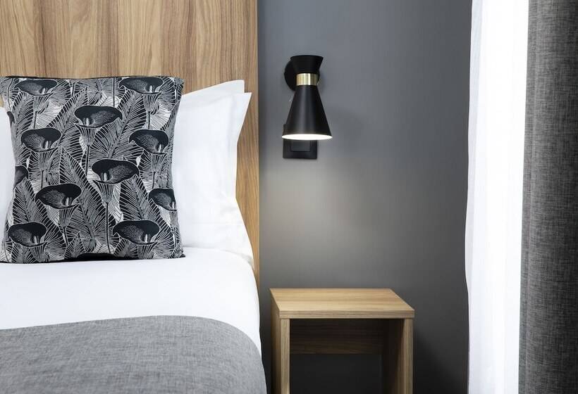 Quarto standart individual, Moulin Vert