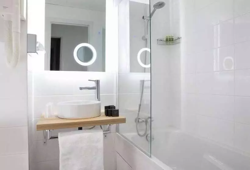 Standard Triple Room, Moulin Vert