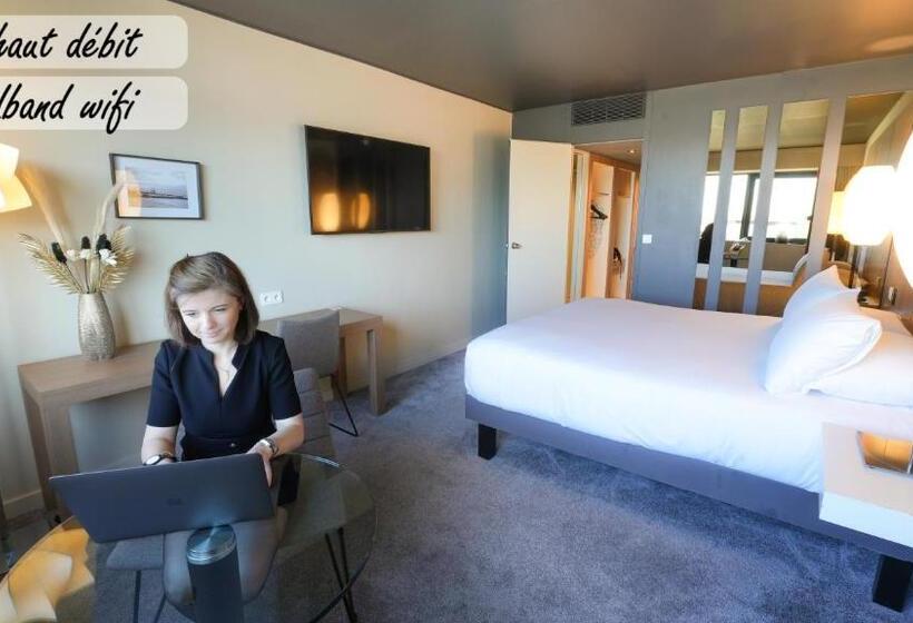 اتاق لوکس با چشمانداز دریاچه, Pullman Bordeaux Lac