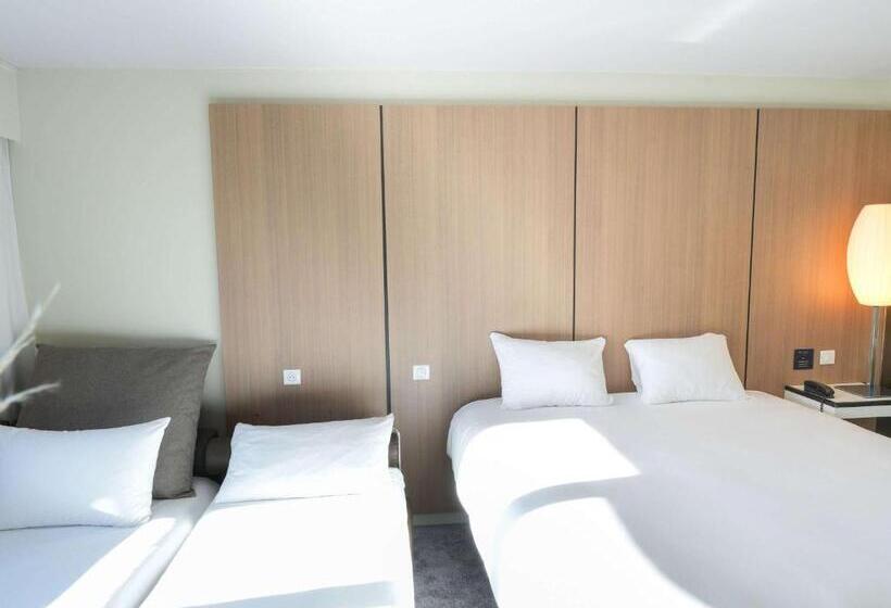 Семейный Номер, Pullman Bordeaux Lac
