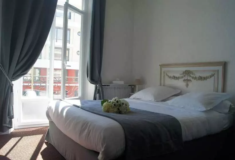 اتاق راحتی, Ruc Hôtel Cannes