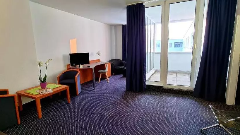 سوییت لوکس, Exo Square Heidelberg/schwetzingen By Superfly Hotels