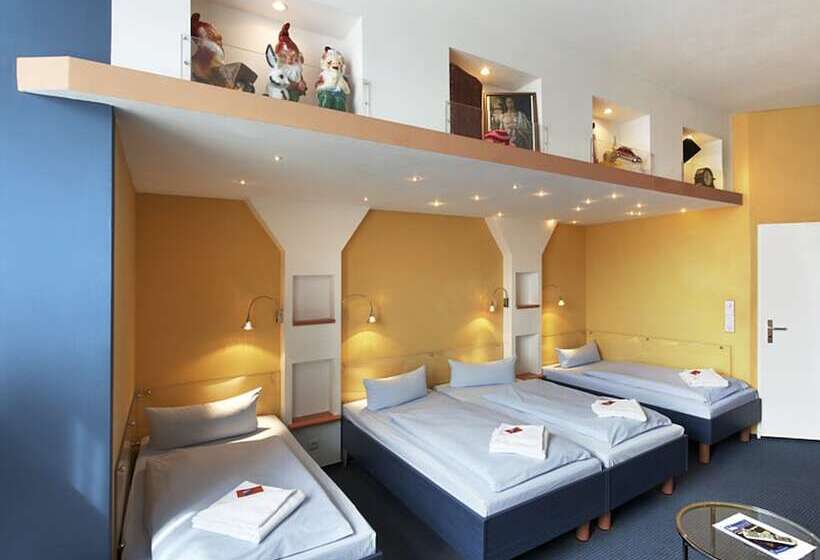 اتاق خانوادگی, Art Hotel Charlottenburger Hof Berlin