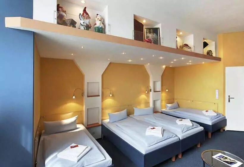 اتاق خانوادگی, Art Hotel Charlottenburger Hof Berlin