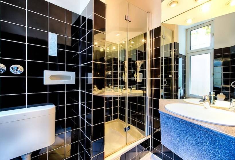 اتاق استاندارد, Art Hotel Charlottenburger Hof Berlin