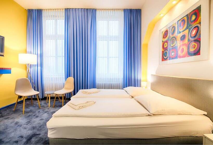 اتاق استاندارد, Art Hotel Charlottenburger Hof Berlin