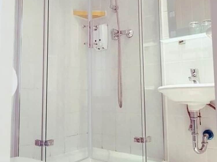 اتاق استاندارد یک نفره, Art Hotel Charlottenburger Hof Berlin