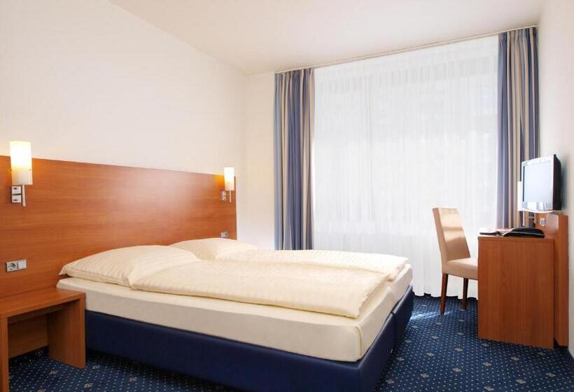 غرفة قياسية, Callas  Am Dom