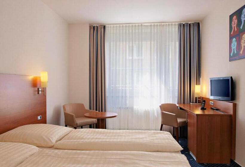 غرفة قياسية, Callas  Am Dom