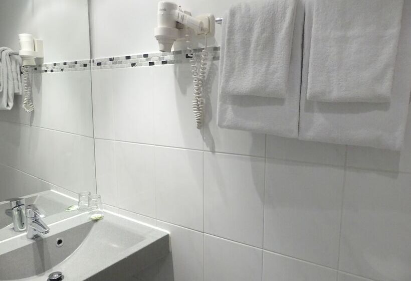 غرفة قياسية, Callas  Am Dom