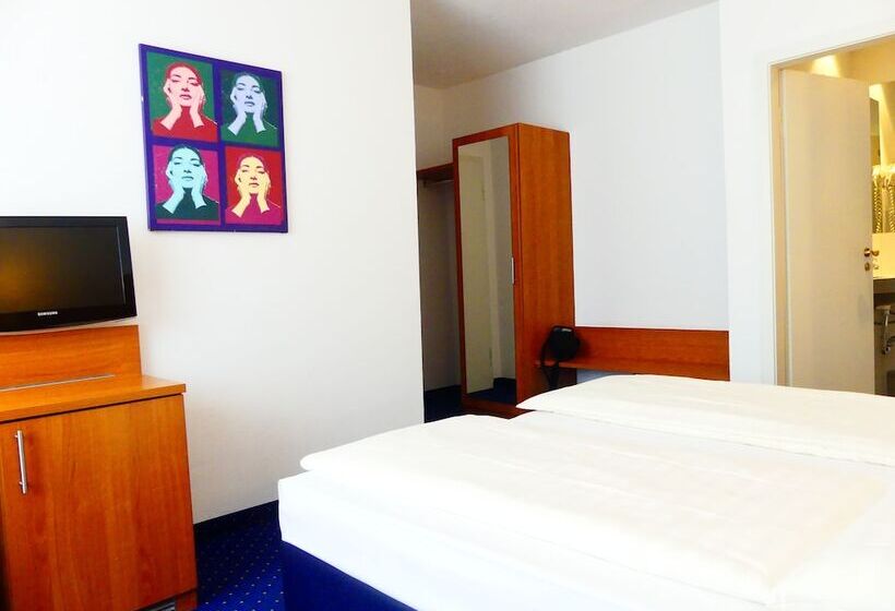 غرفة قياسية, Callas  Am Dom