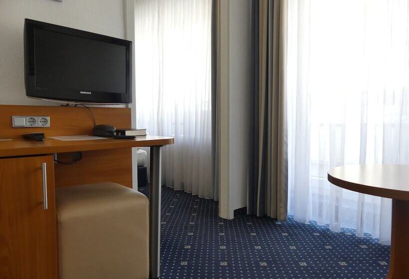 غرفة قياسية ثلاثية, Callas  Am Dom