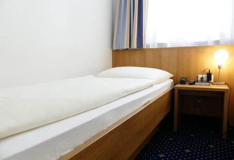 غرفة قياسية ثلاثية, Callas  Am Dom