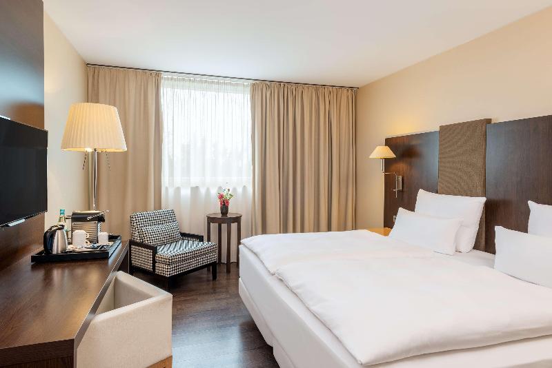 Номер Superior, NH Stuttgart Airport
