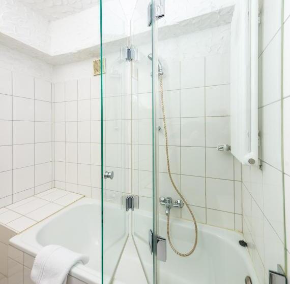 Номер Economy, Und Restaurant Lowenbrau Koln