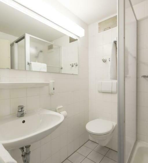 Апартаменты 1 Спальня, Sportpark Hotel Isernhagen