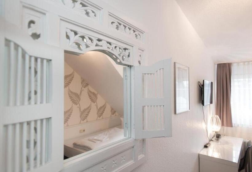 Номер Стандарт Индивидуальный, Krone Aachen | City Eurogress