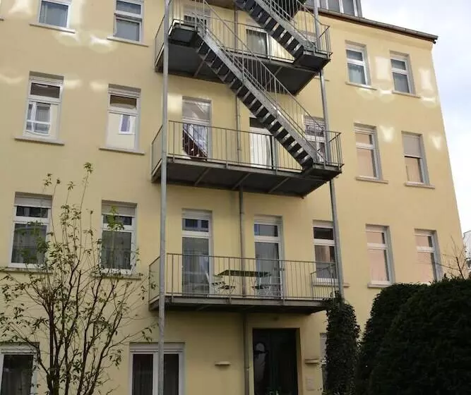 Chambre Economy, Markgraf Leipzig