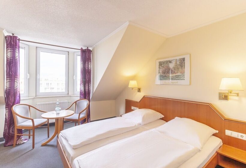 غرفة كومفورت, Markgraf Leipzig