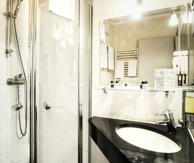 اتاق استاندارد یک نفره, Rivoli Charme