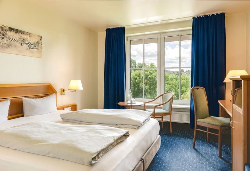 컴포트 룸, Sunderland