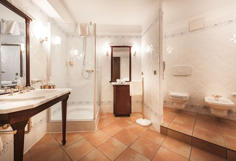 수피리어 룸, Sunderland