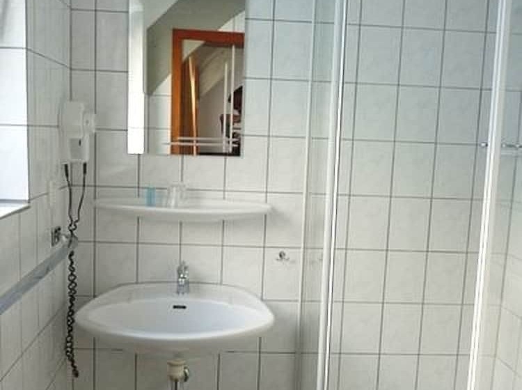 スタンダードルーム, Zur Krone