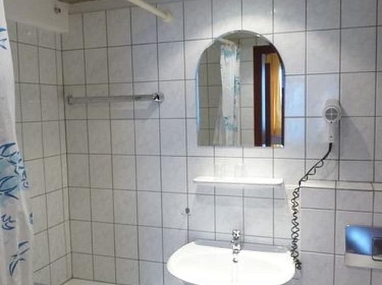 スタンダードルーム, Zur Krone