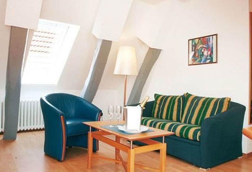 スイート, Zur Krone