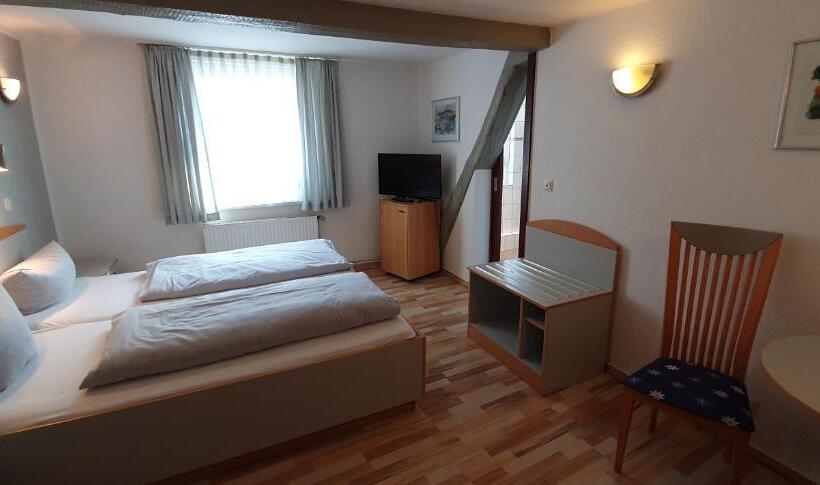 スタンダードルーム, Zur Krone