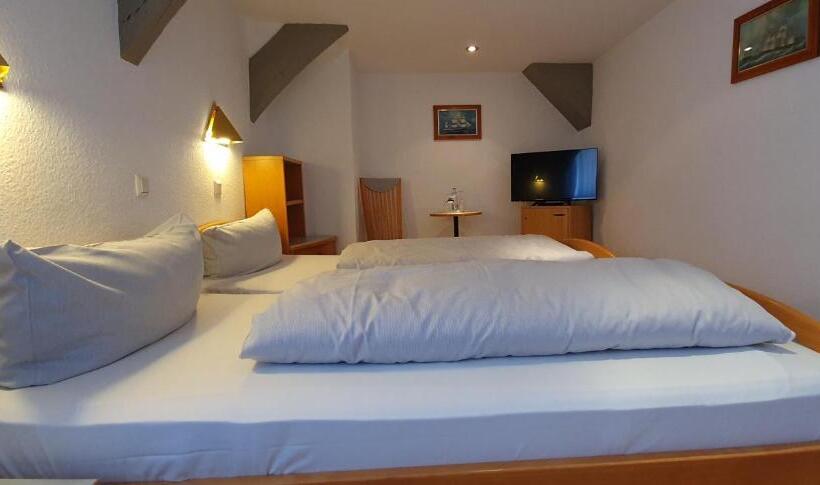 スタンダードルーム, Zur Krone