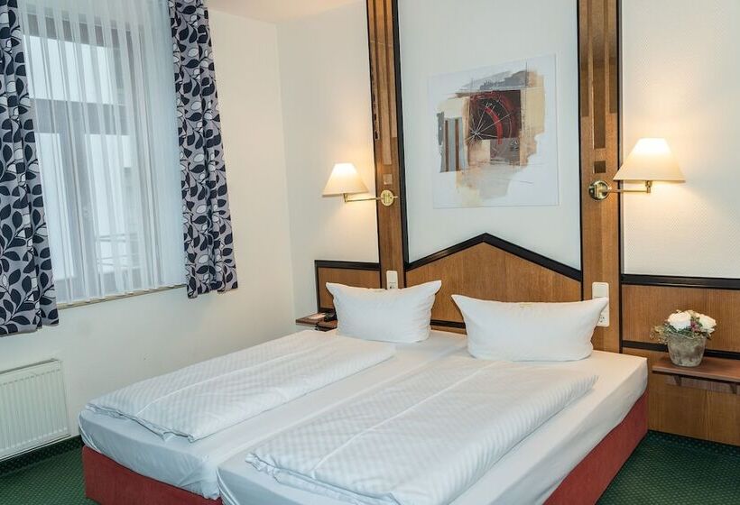 Standard Værelse, Ringhotel Schlossberg