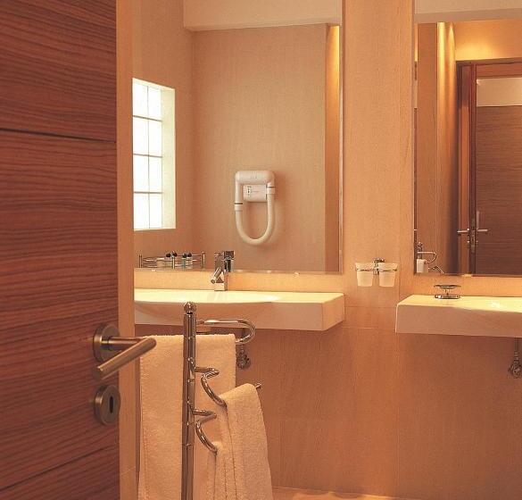 سوییت با چشم‌انداز دریا, Airotel Achaia Beach