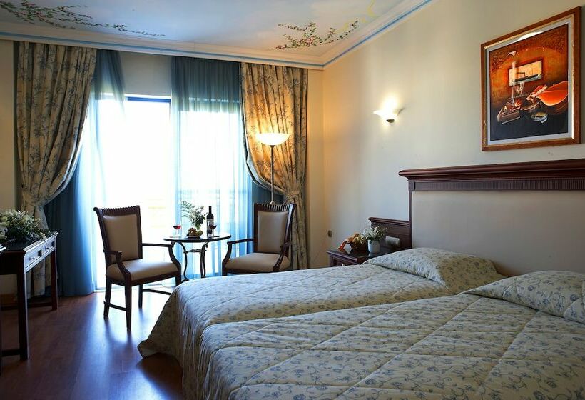 Номер Стандарт Боковой Вид на Море, Atrium Palace Thalasso Spa Resort And Villas