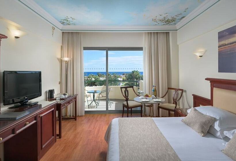 غرفة قياسية مطلّة علي البحر, Atrium Palace Thalasso Spa Resort And Villas