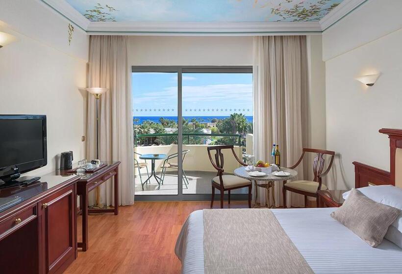 غرفة قياسية مطلّة علي البحر, Atrium Palace Thalasso Spa Resort And Villas