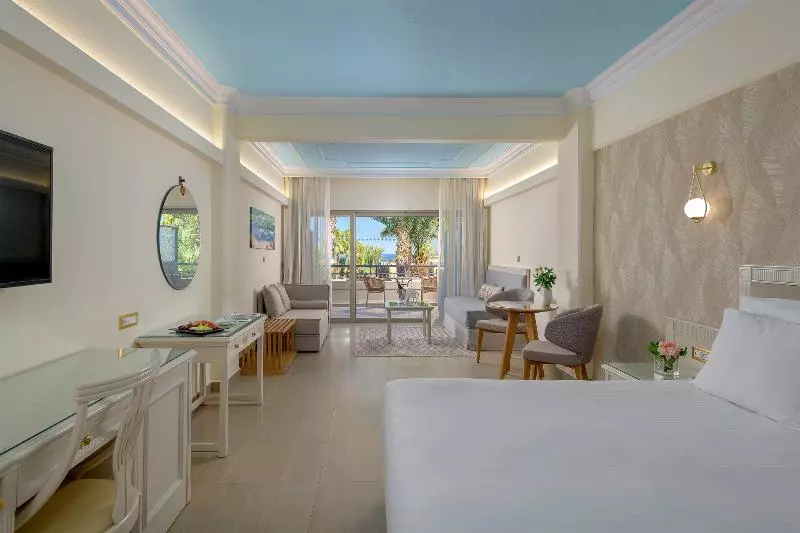 オーシャンビュージュニアスイート, Atrium Palace Thalasso Spa Resort And Villas
