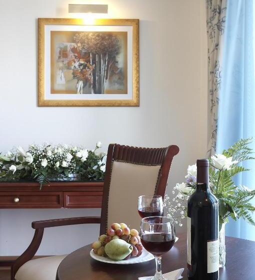 غرفة قياسية مطلّة علي البحر, Atrium Palace Thalasso Spa Resort And Villas