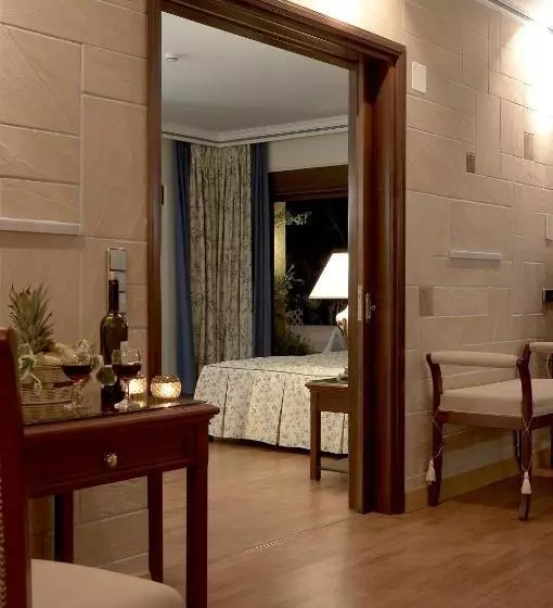 スーペリアー１ベッドルームビラ, Atrium Palace Thalasso Spa Resort And Villas