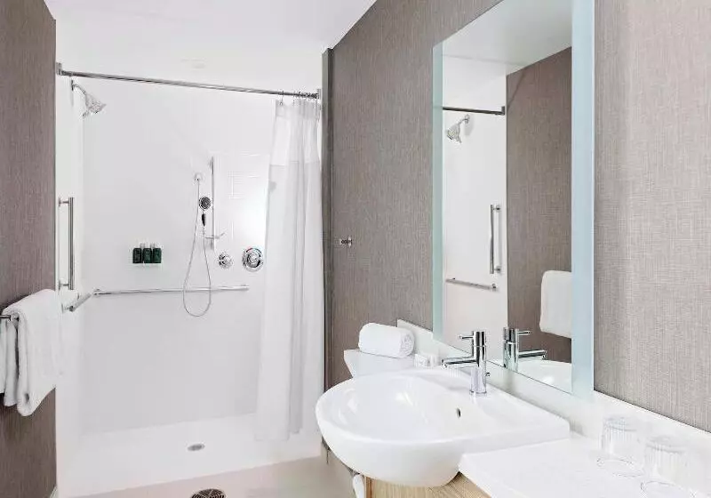 سوییت لوکس, Erytha Hotel & Resort Chios