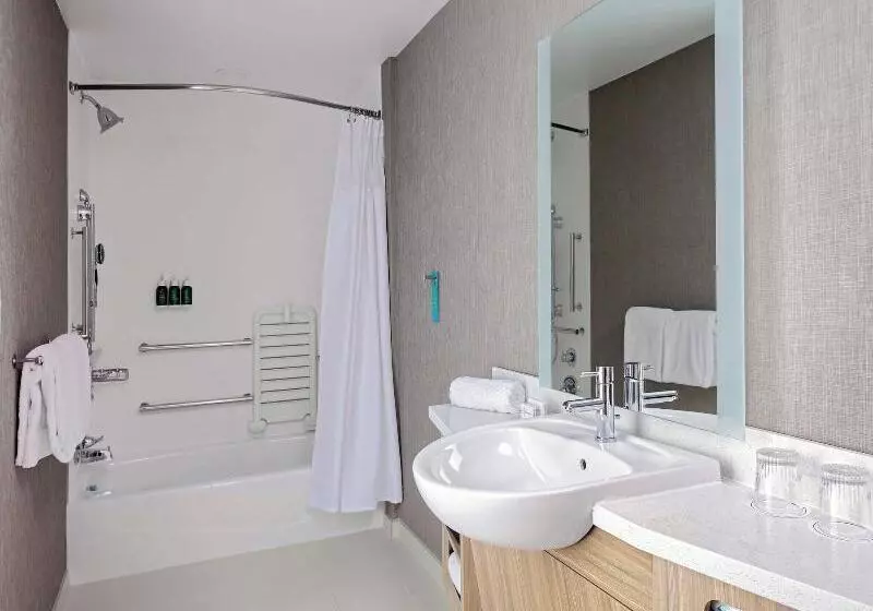سوییت لوکس, Erytha Hotel & Resort Chios