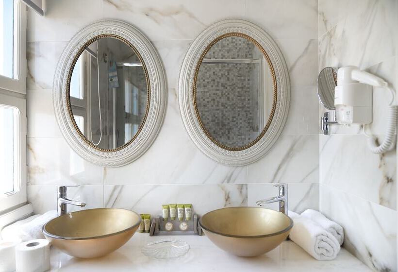 주니어 스위트 바다 전망, Agia Markella