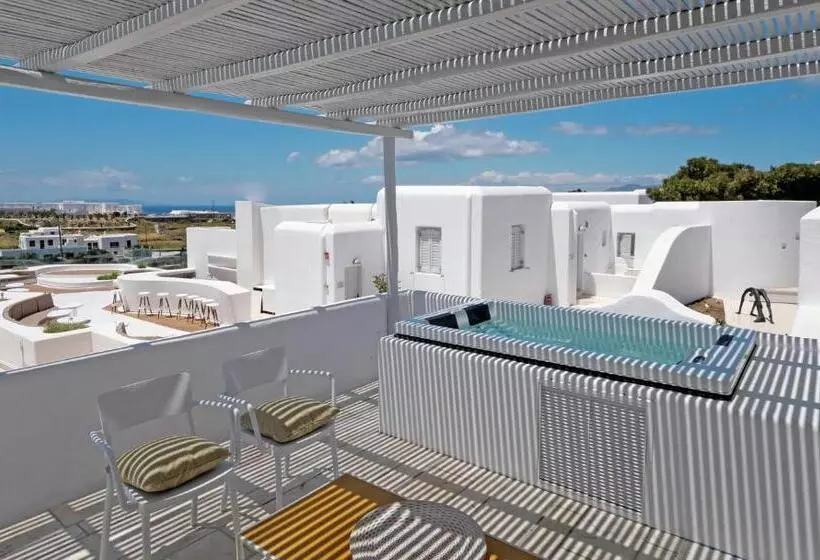 プールの見えるスーペリアルーム, Andronikos Mykonos