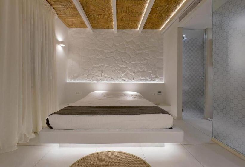 高级海景房, Andronikos