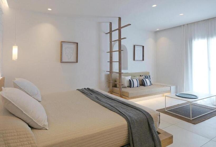 高级海景房, Andronikos