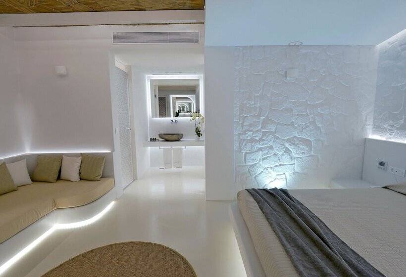 高级园景房, Andronikos