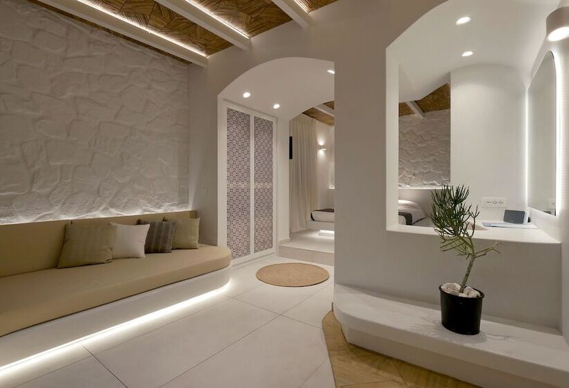 高级海景房, Andronikos