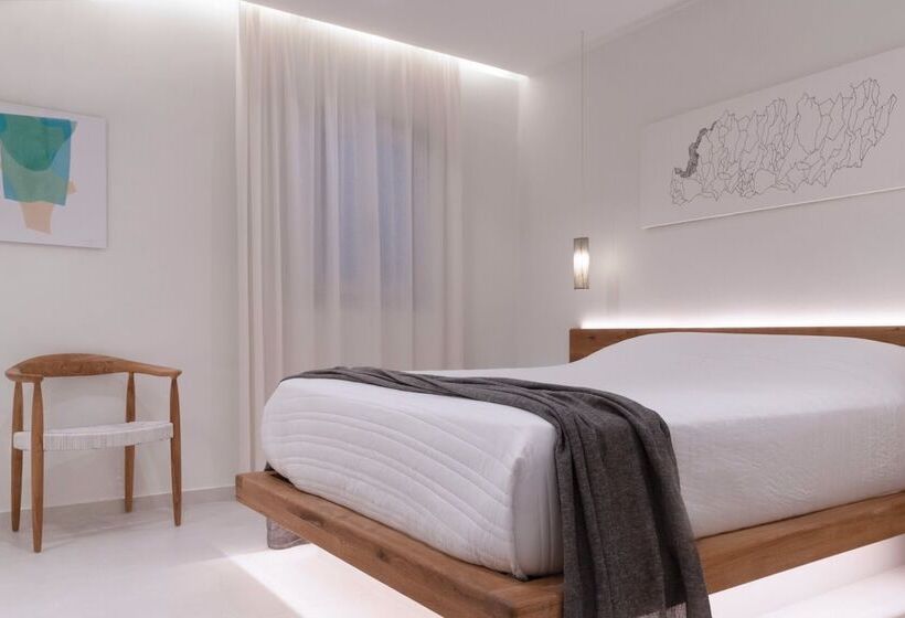 带按摩浴缸和海景的套房, Andronikos